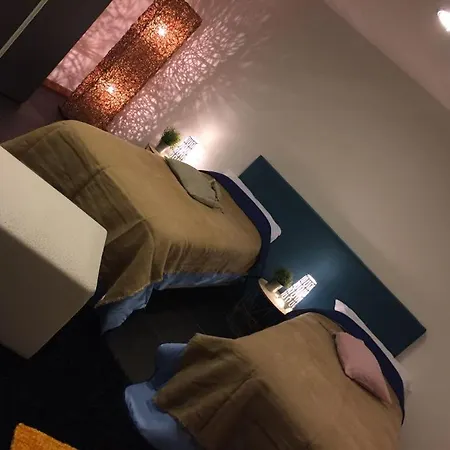Room33 Bed & Breakfast