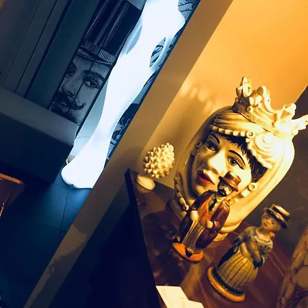 Room33 Couette-café Viagrande